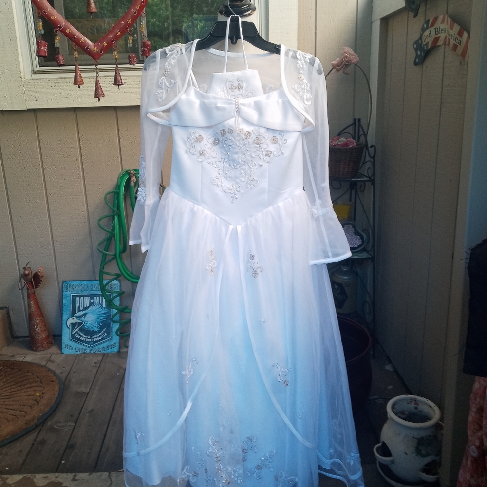Girls dress